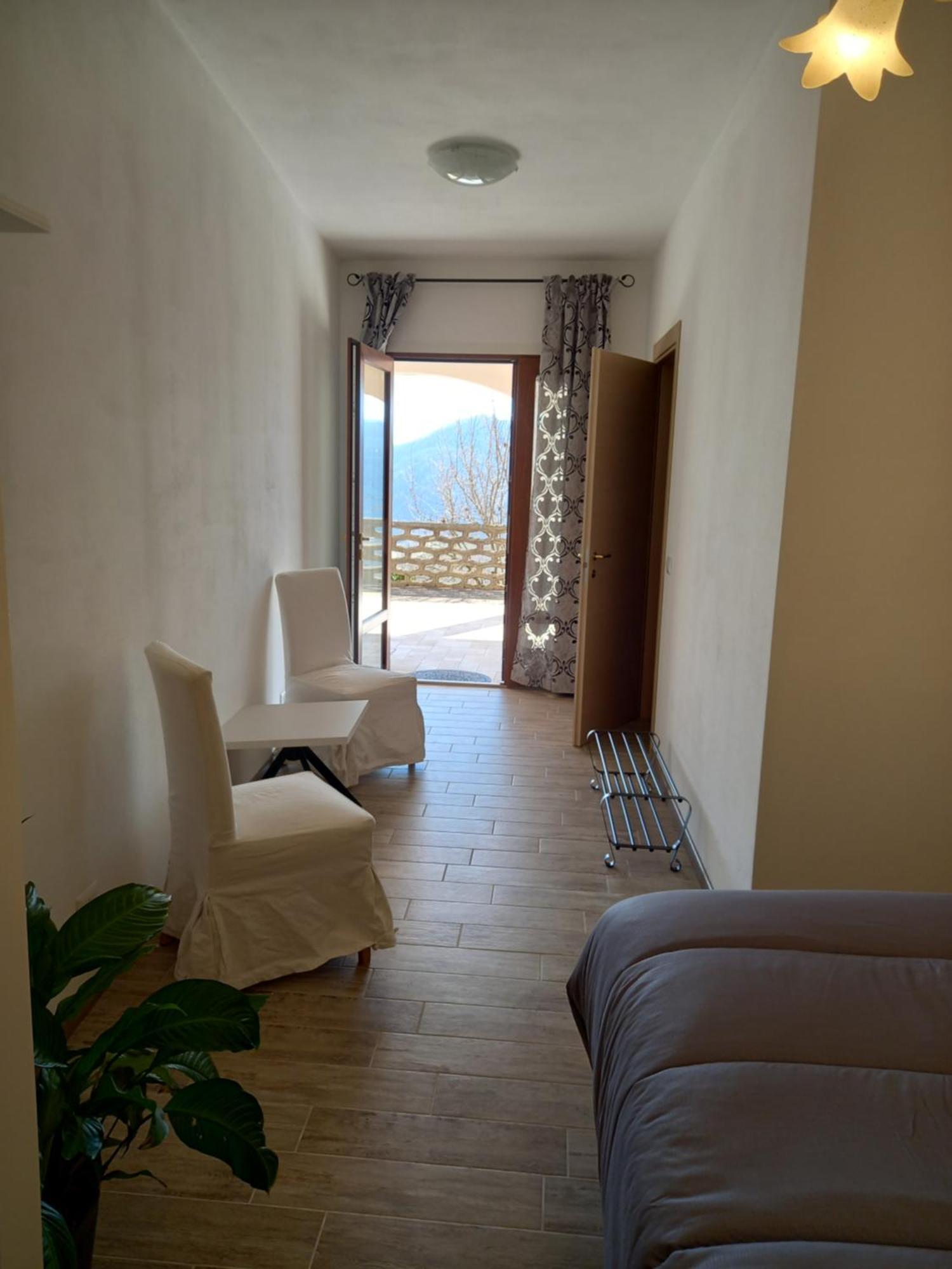 Colle Del Sole Hotel Miane Екстериор снимка